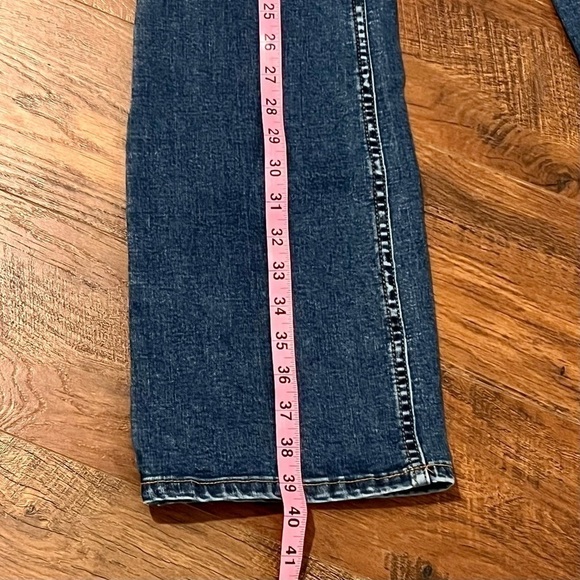 WE THE FREE button up blue jeans. Size 25 - Picture 8 of 8